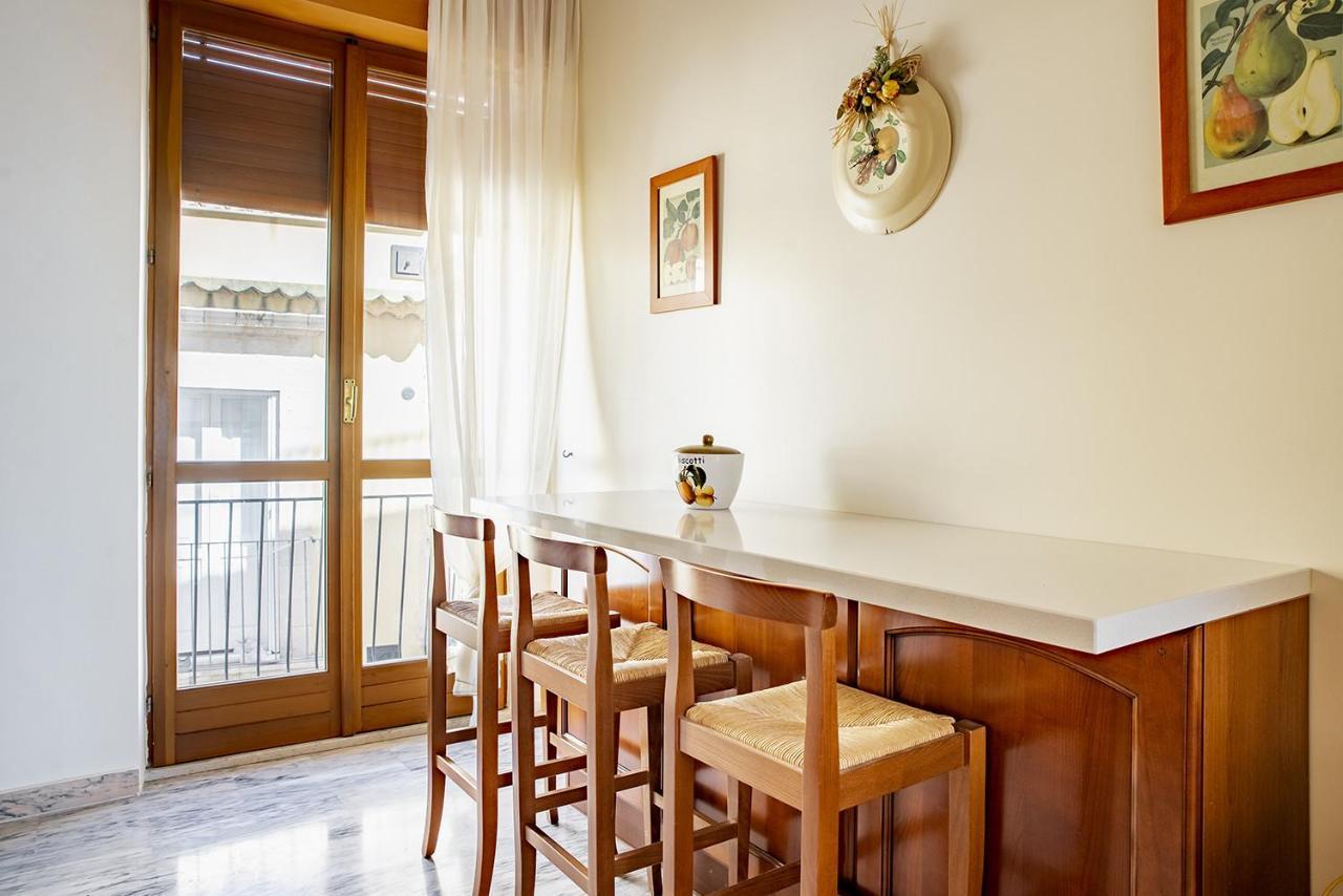 Ortigia Seafront Apartment By Wonderful Italy Syracuse Ngoại thất bức ảnh