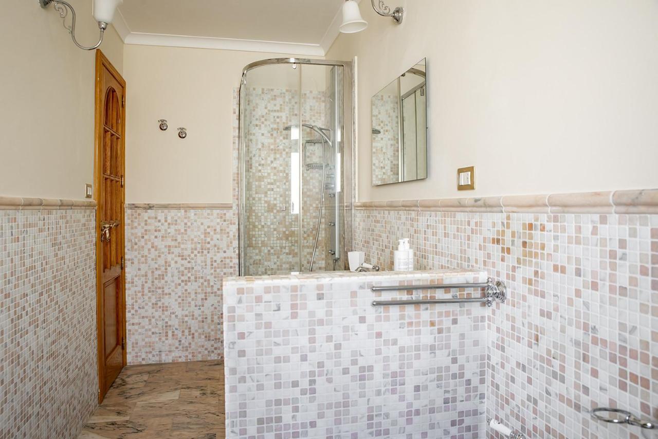 Ortigia Seafront Apartment By Wonderful Italy Syracuse Ngoại thất bức ảnh