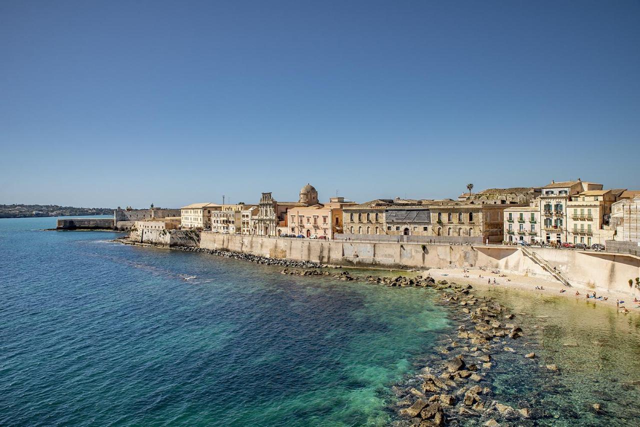 Ortigia Seafront Apartment By Wonderful Italy Syracuse Ngoại thất bức ảnh